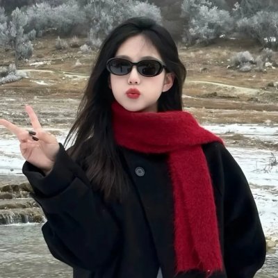 睡沙发的人